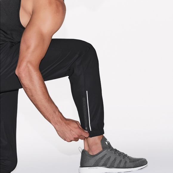 Lululemon Surge Jogger 29 